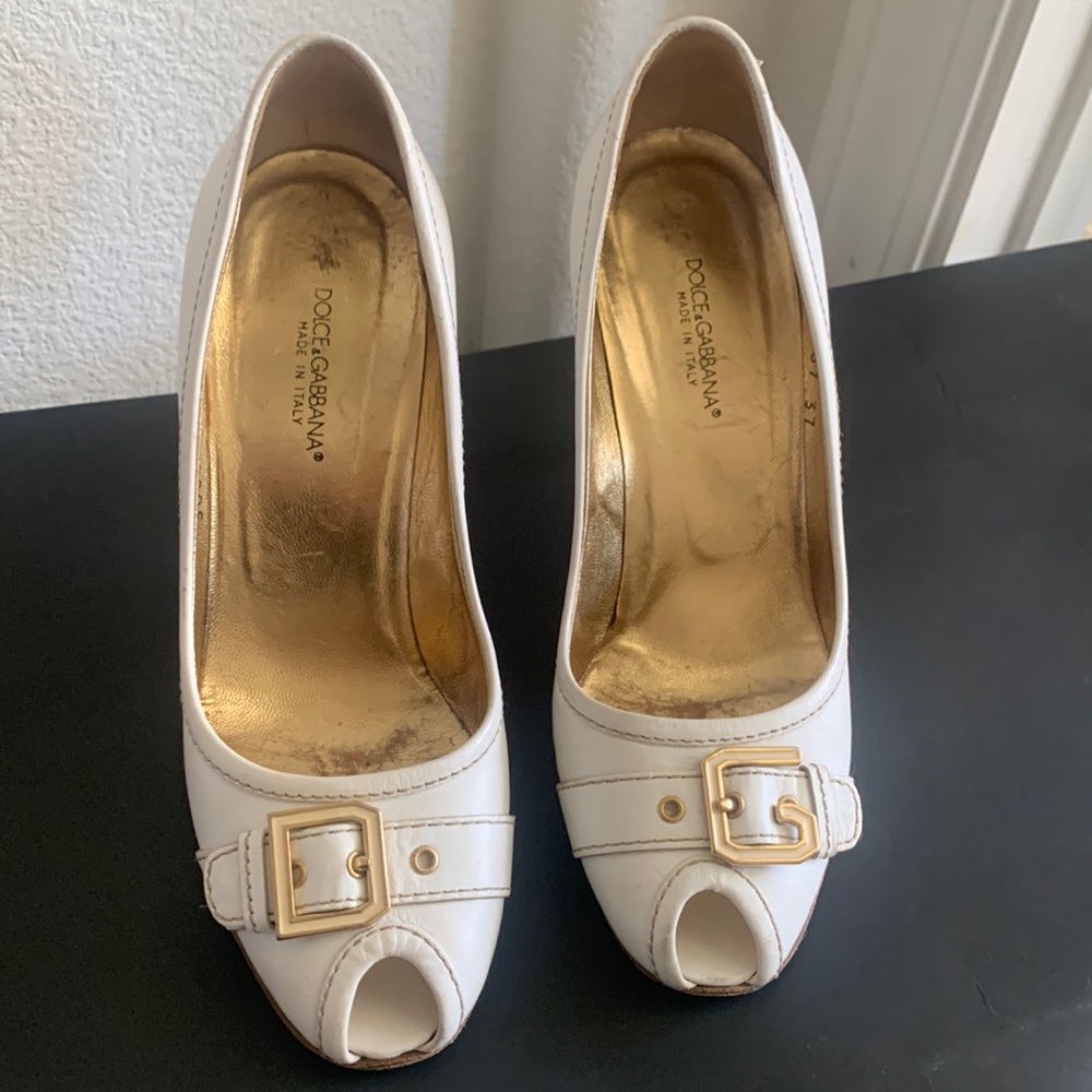 Dolce and Gabbana Pumps